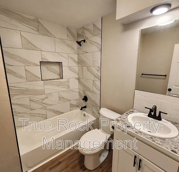 13770 County Road 1556 — Photo 11