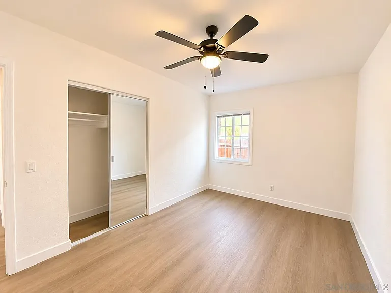 127 W 5th Ave — Photo 12