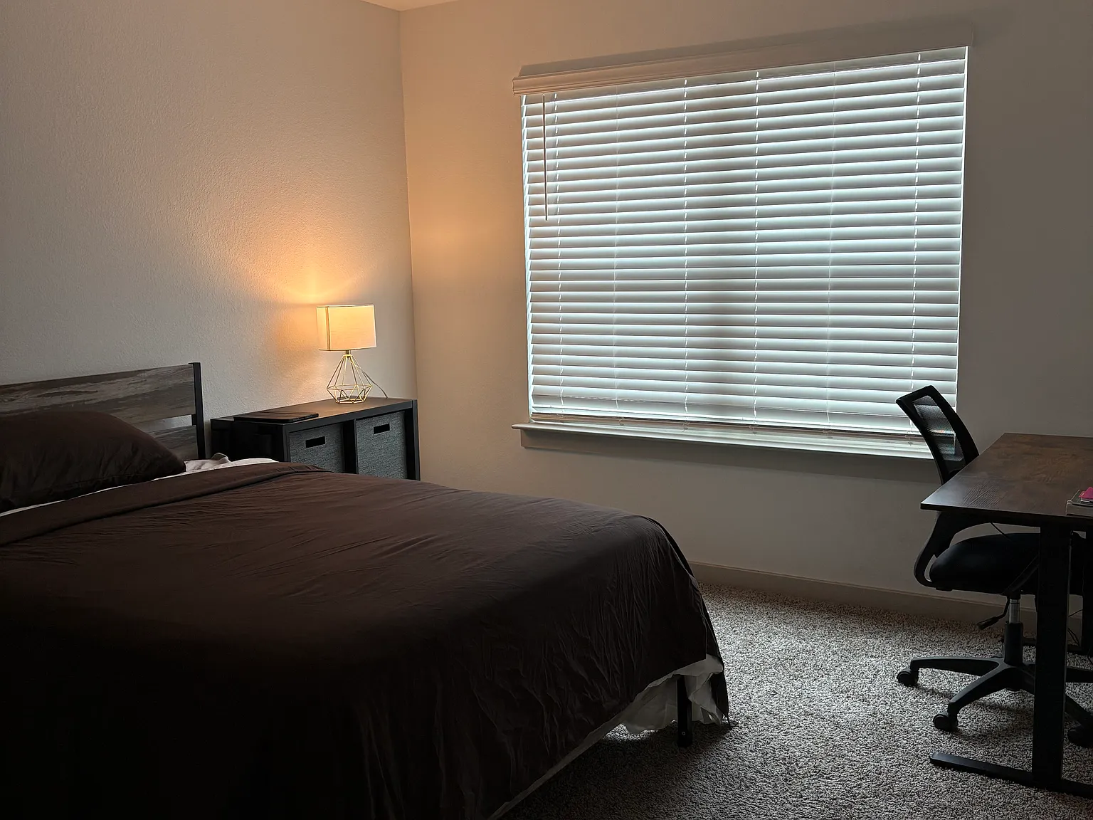 3 bed, 2.5 bath, 1844 sqft, $700 — Photo 2