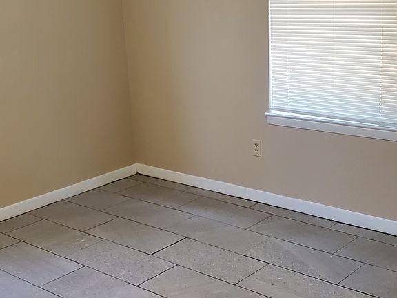 5th image of 8245 Tempest Dr