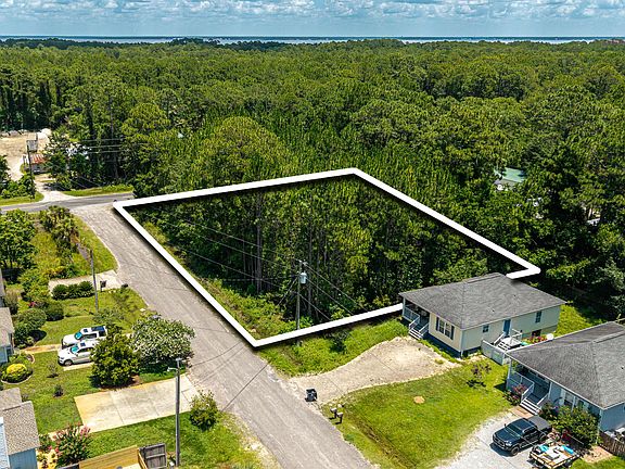 5th image of 209 E Nursery Rd
