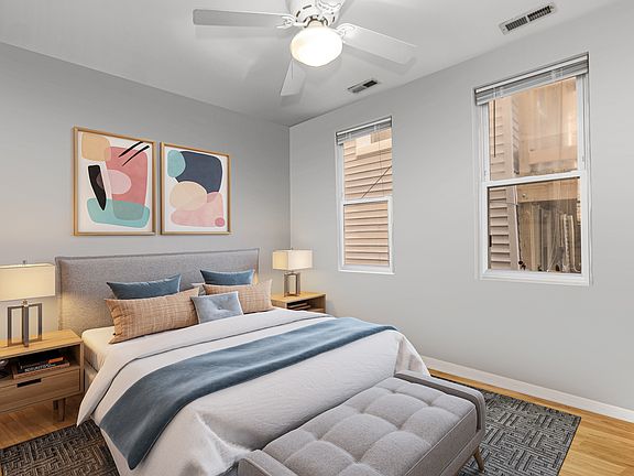 2nd image of 2132 W Shakespeare Ave APT 1R
