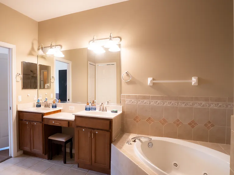 9015 Vista Verde Dr — Photo 18