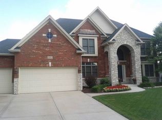 482 Omaha Dr, Yorkville, IL 60560