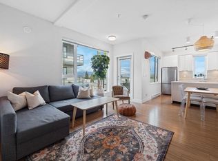 5355 Lane St #312, Burnaby, BC V5H 0H1