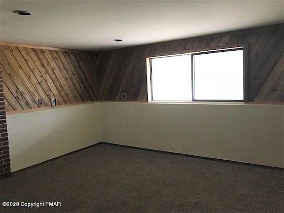 5th image of 238 Greenbriar Cir