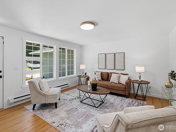 5th image of 10407 170th Avenue NE