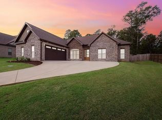 304 Central Park Cir, Enterprise, AL 36330