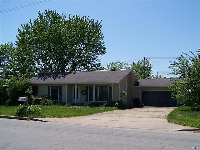 1st image of 1405 McCutchen Rd