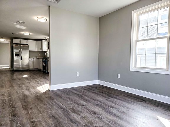 5th image of 20 Cromwell St Floor 2