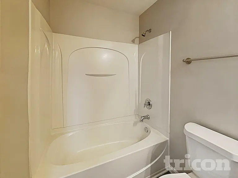 5213 Hildreth Ct — Photo 16