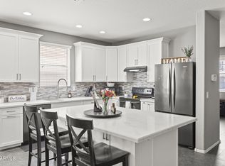 1656 E CIELO GRANDE Avenue, Phoenix, AZ 85024