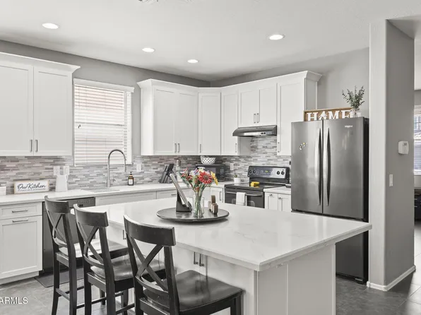 1656 E CIELO GRANDE Avenue, Phoenix, AZ 85024