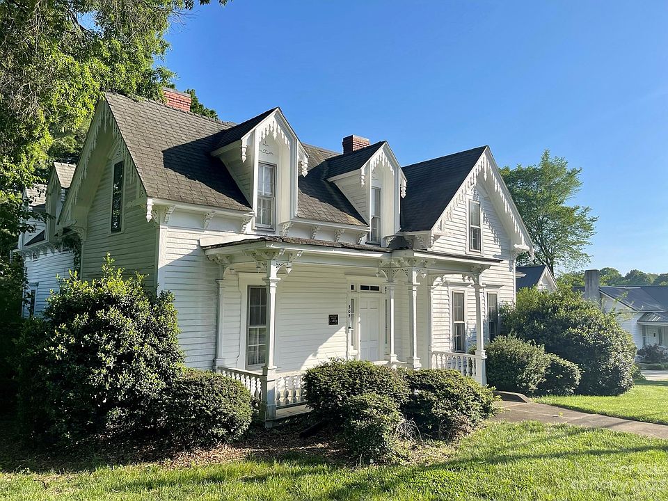 305 S Main St, Davidson, NC 28036 Zillow