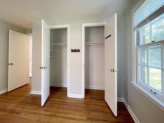 4th image of 6522 Hodges Dr