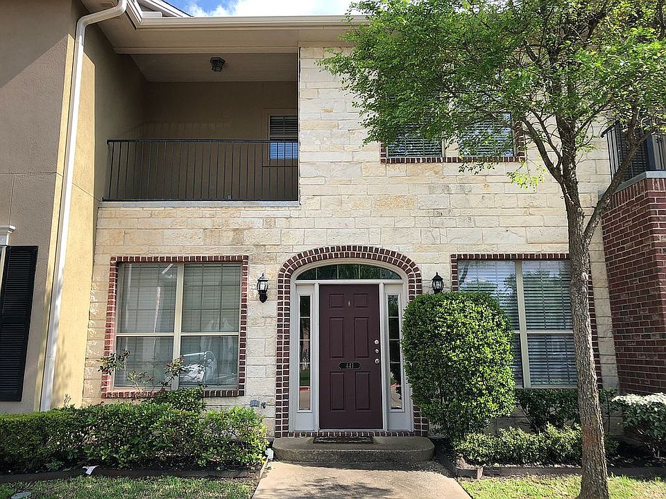 1st image of 441 Forest Dr