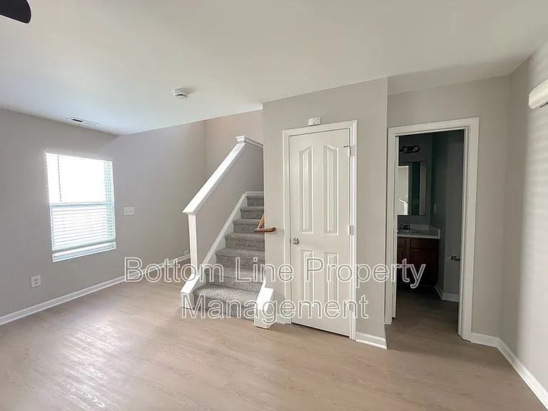 4918 Muskogee Dr — Photo 12