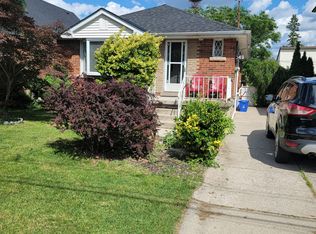 349 E 17th St, Hamilton, ON L9A4N1