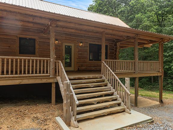 4th image of 10 Forest Cir