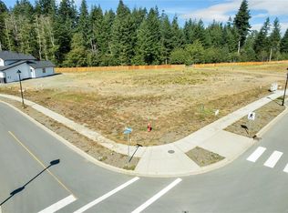 759 Salmonberry St, Campbell River, BC V9H 0G1