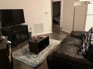 32 Mark Dr #B — Photo 5