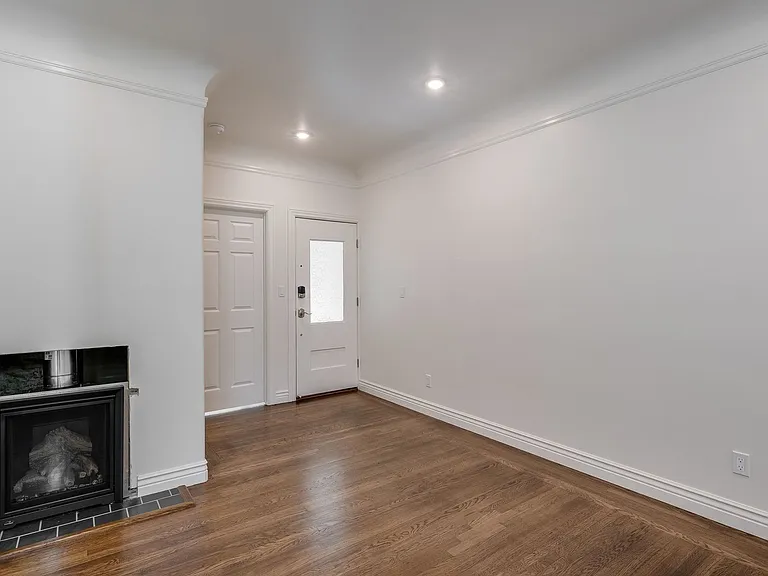 412-416 Broderick Street — Photo 4
