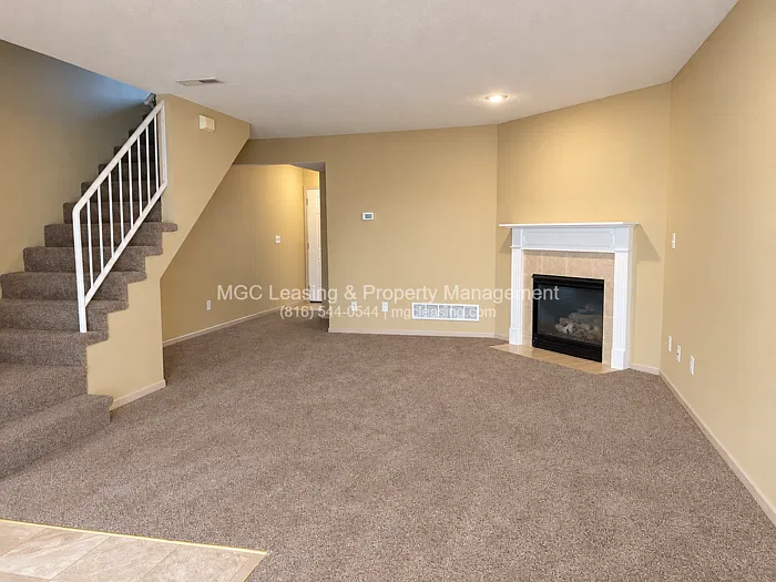 2 bed, 2.5 bath, 1350 sqft, $1,285 — Photo 4