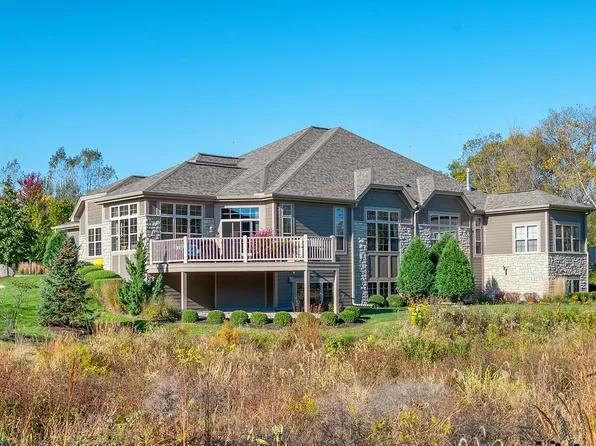 11750 West Glen WAY, Greenfield, WI 53228