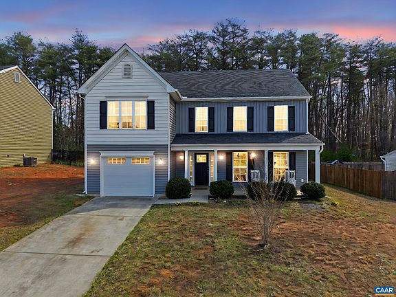 2nd image of 335 Cardinal Rd