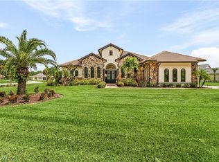 17210 Serengeti Cir, Alva, FL 33920