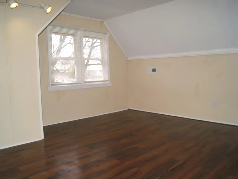 2208 N Knox Ave #2 — Photo 1