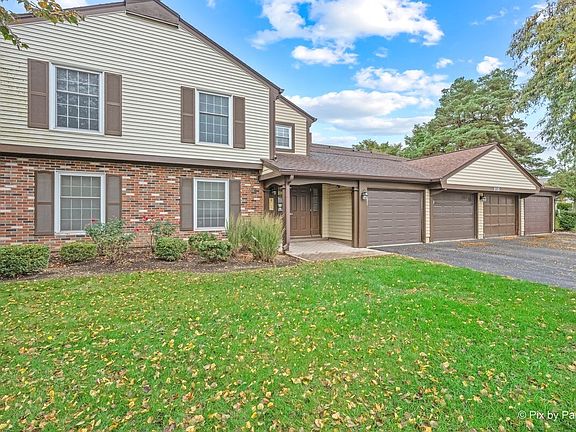 2nd image of 2115 Lancaster Cir APT 201C