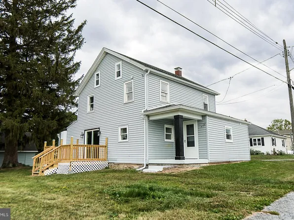 12 E Mill St, Myerstown, PA 17067