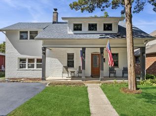 242 N Wilmette Ave, Westmont, IL