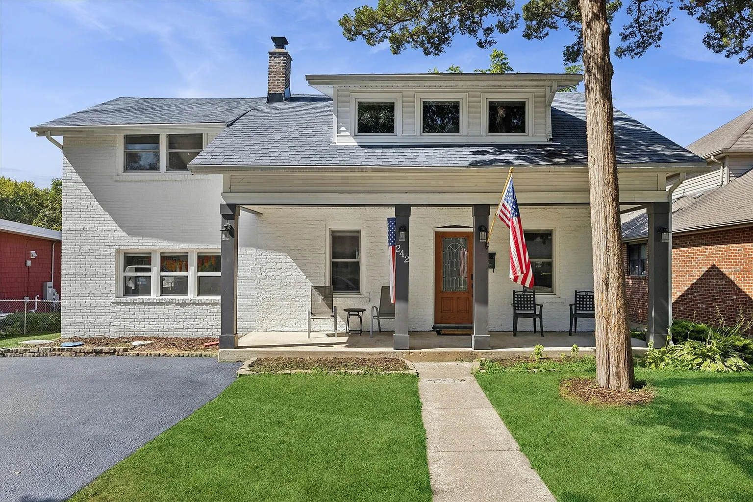 242 N Wilmette Ave photo 1