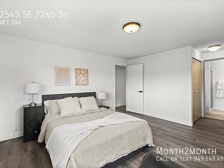 12543 SE 72nd St — Photo 17