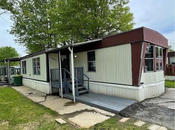 6411 Amanda Ln, Ravenna, OH 44266