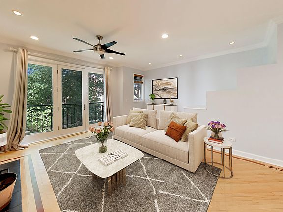 4th image of 1133 N Mozart St #2