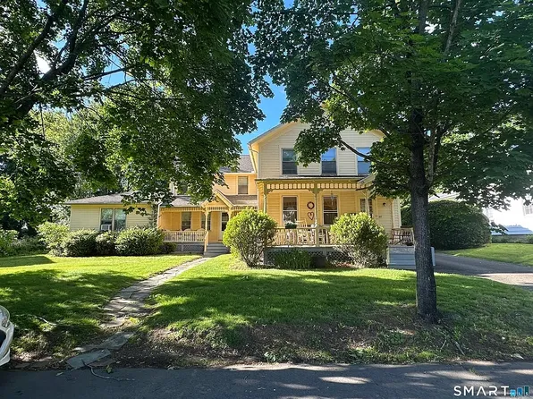 45-47 Jaenicke Ln #45, Hamden, CT 06517