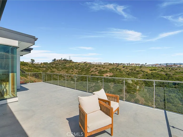 875 Avenida Salvador — Photo 10