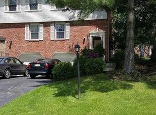 265 Scott Ln, Venetia, PA
