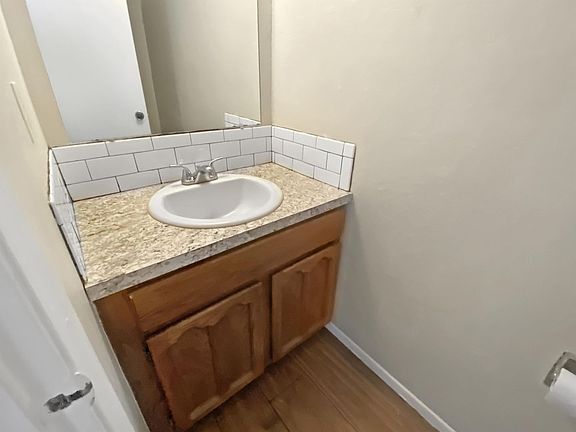 5th image of 4024-4030 N Calle Grande #4026