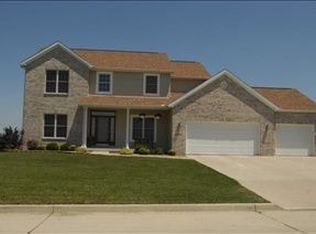 20112 Murray Hill Rd, Bloomington, IL 61704