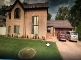 2800 Mayfield Dr, Park Ridge, IL 60068