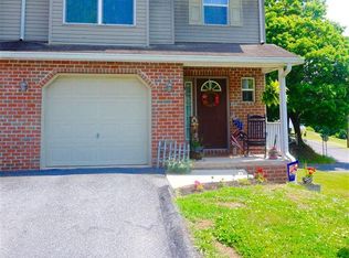 391 Oak St, Millersburg, PA 17061