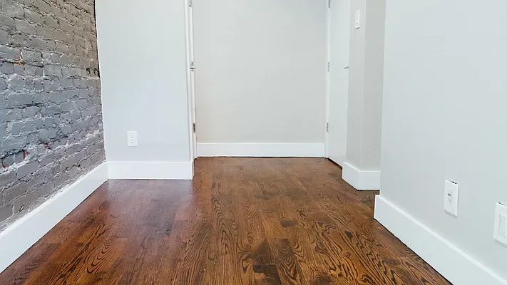 Rented by Nooklyn NYC LLC | media 60