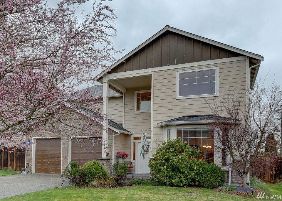 1st image of 19417 200th Street Ct E