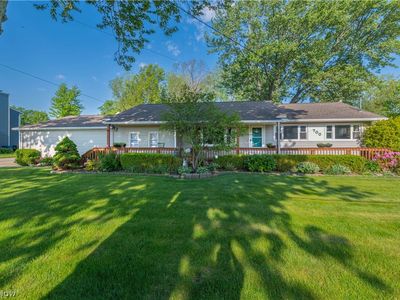 700 Harris Rd, Sheffield Lake, OH, 44054