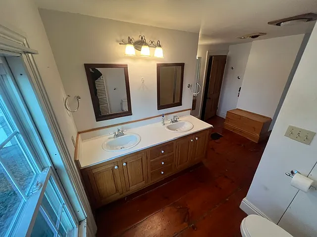 15 Pleasant St #15 — Photo 6