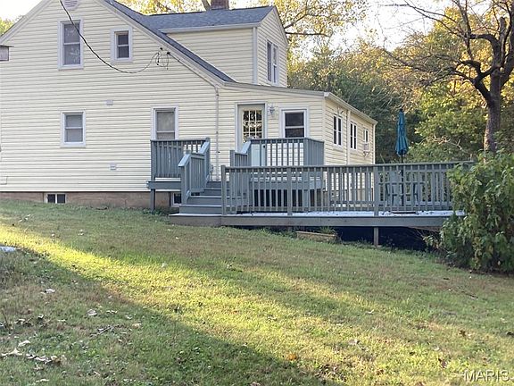 3rd image of 300 Echo Valley Rd